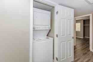 570 Knollview Ct - Photo 1 of 1