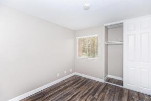 570 Knollview Ct - Photo 1 of 1