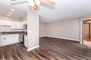 featured image of 570 Knollview Ct