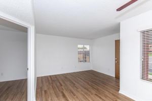 featured image of 570 Knollview Ct
