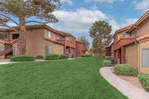 featured image of 570 Knollview Ct