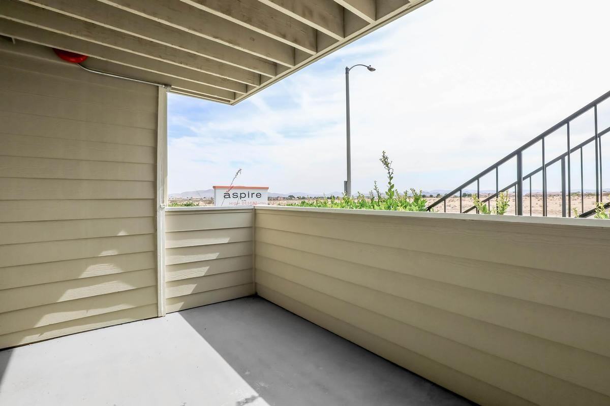14450 El Evado Rd - Photo 4 of 46