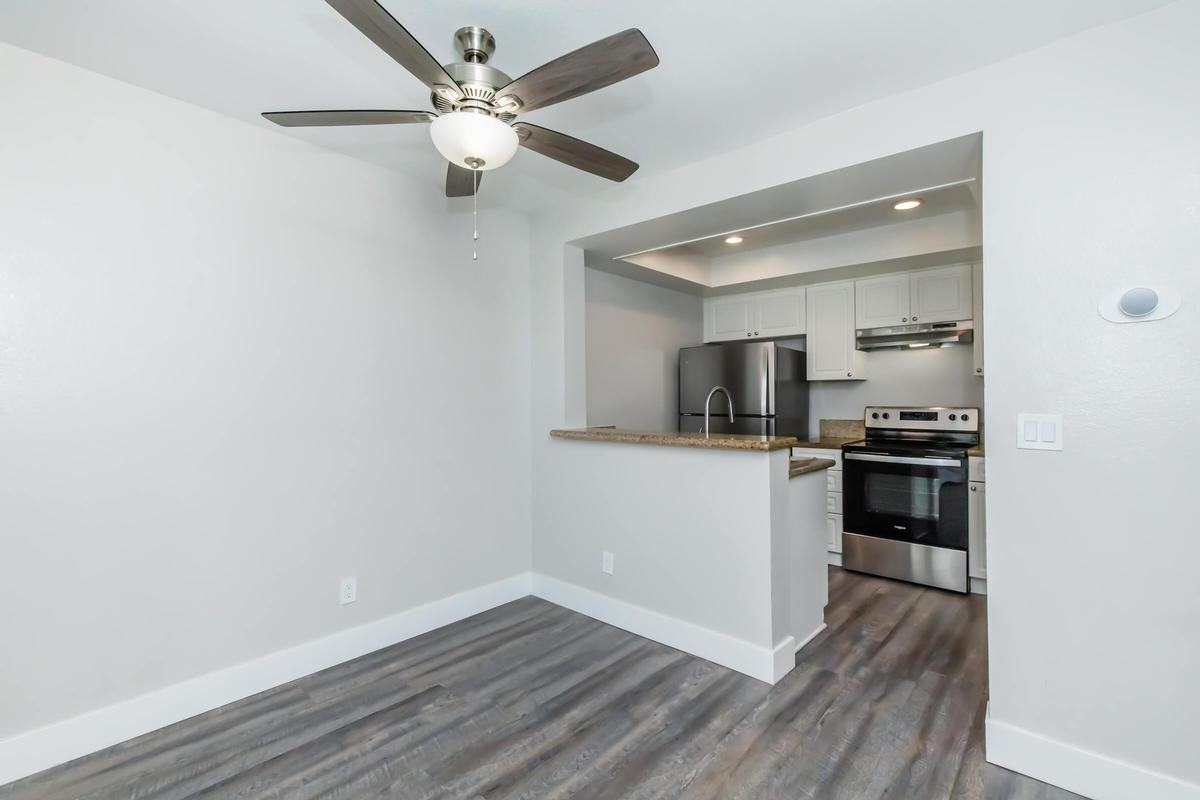 1211 W 6th St - Photo 2 of 43