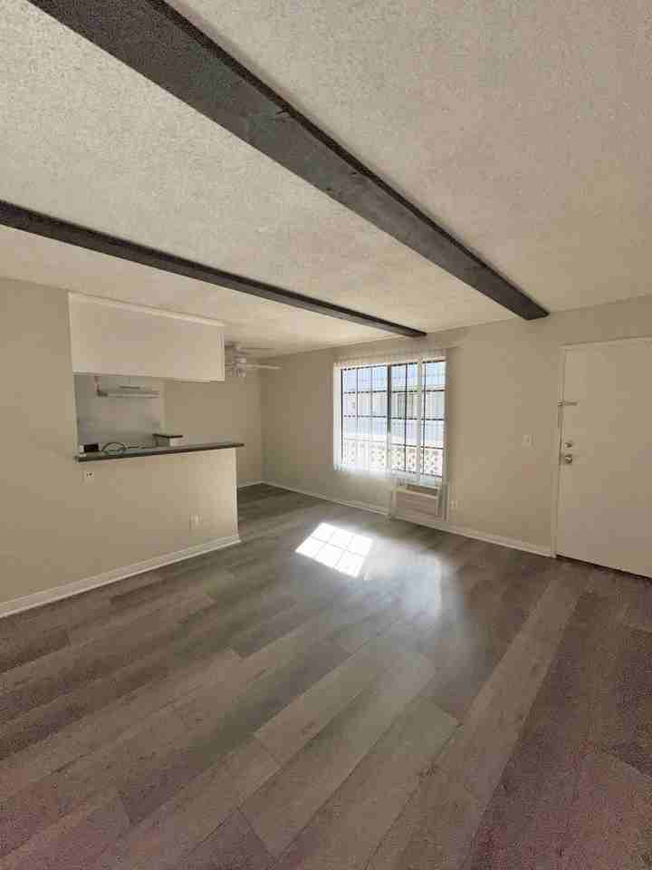 Saticoy Carriage House LLC - Photo 3 of 7