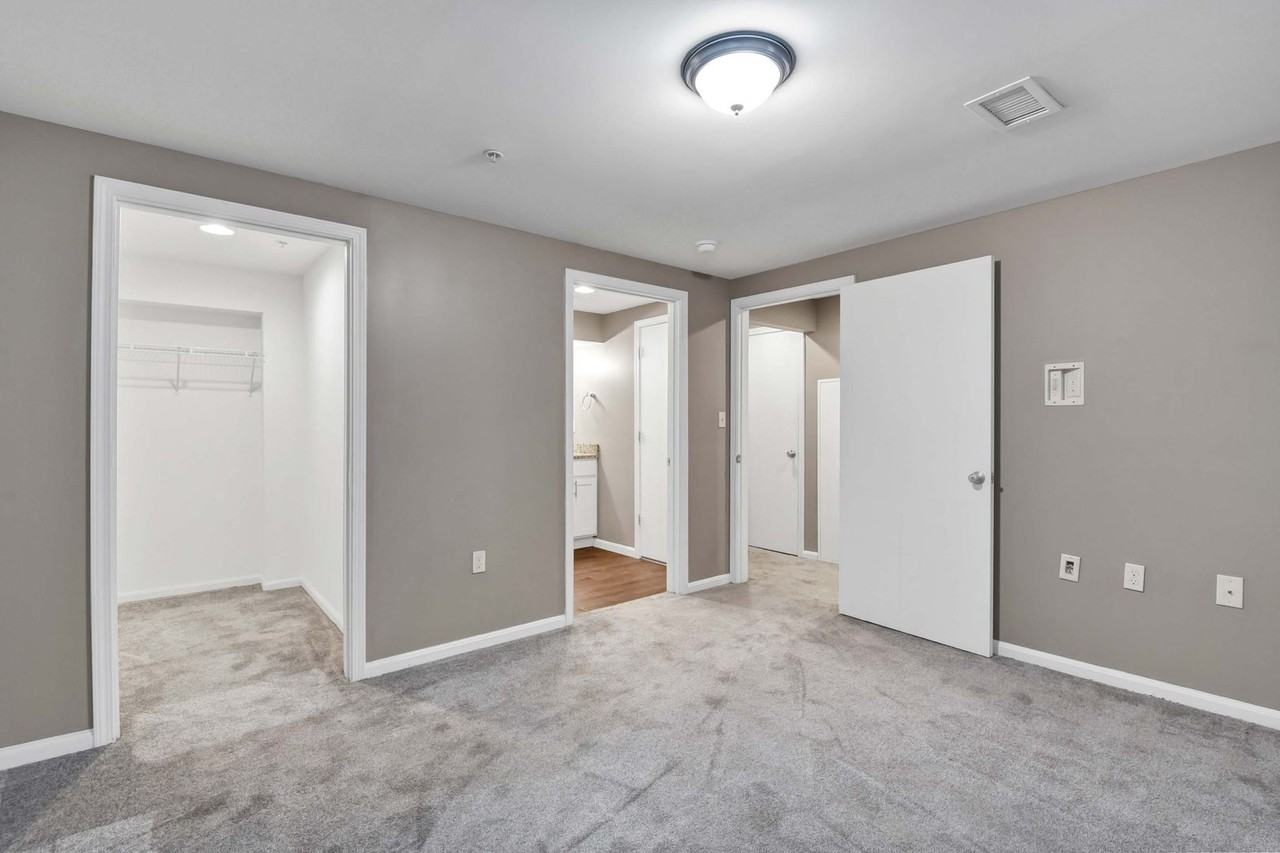 Columbus Lofts - Photo 2 of 33