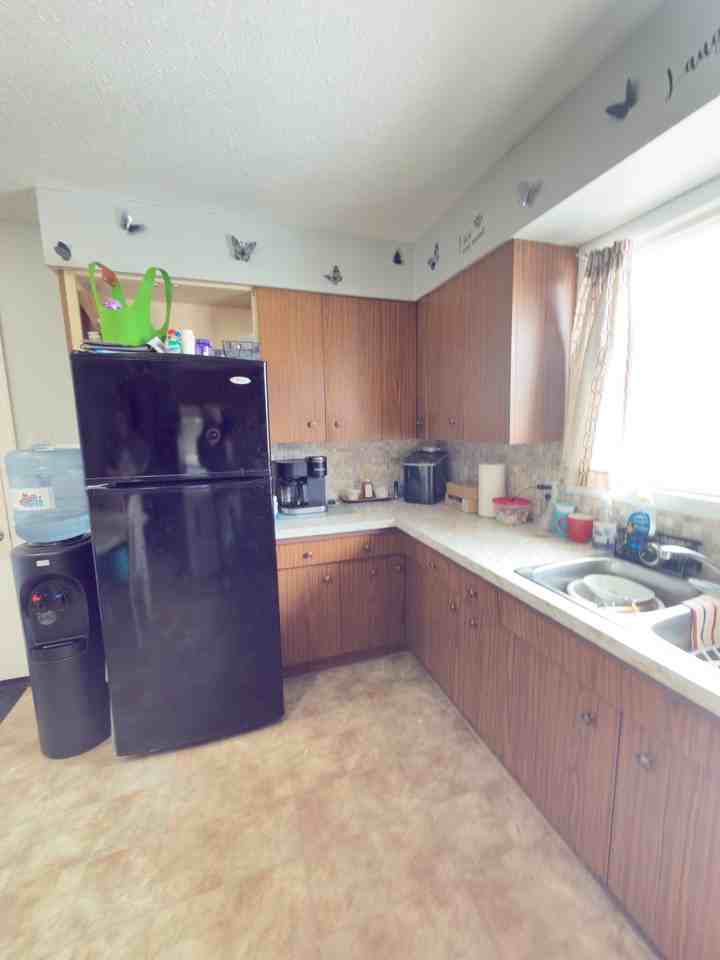 4421 49 Ave #1 - Photo 7 of 13