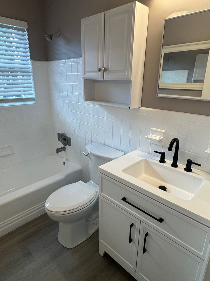 4601 Poinciana St #1 - Photo 4 of 9