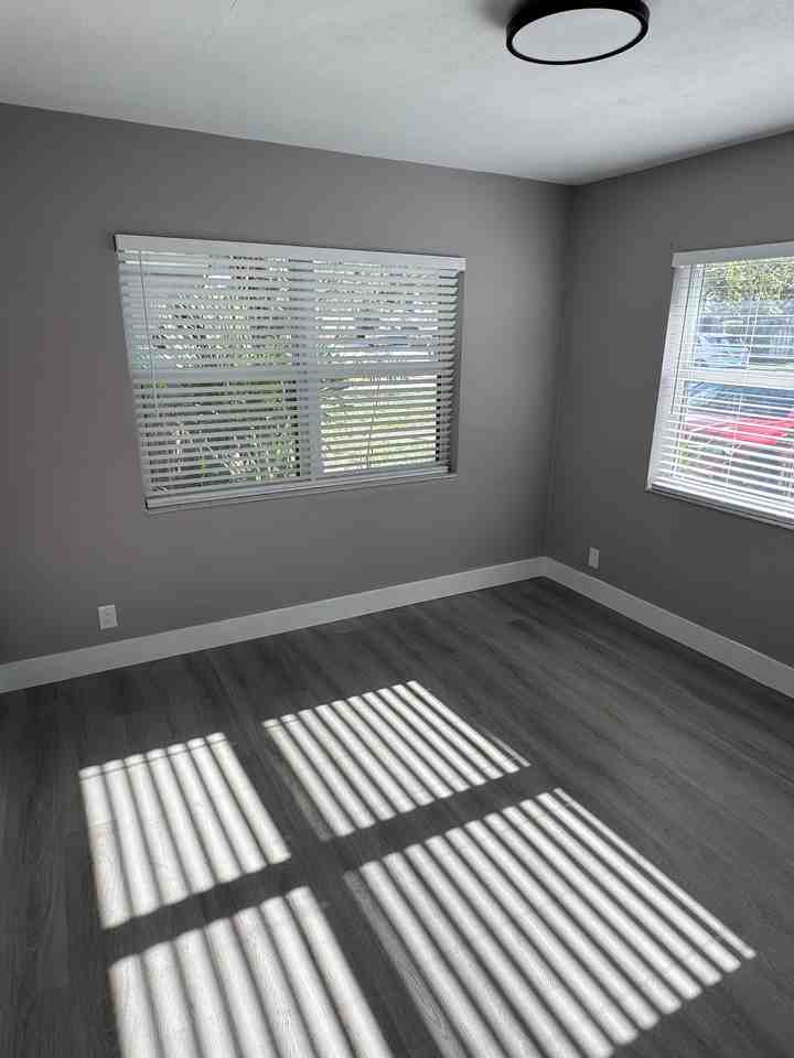 4601 Poinciana St #1 - Photo 6 of 9