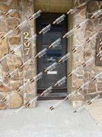 featured image of 207 1/2 N Columbia St #1