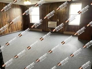 207 1/2 N Columbia St #1 - Photo 2 of 8