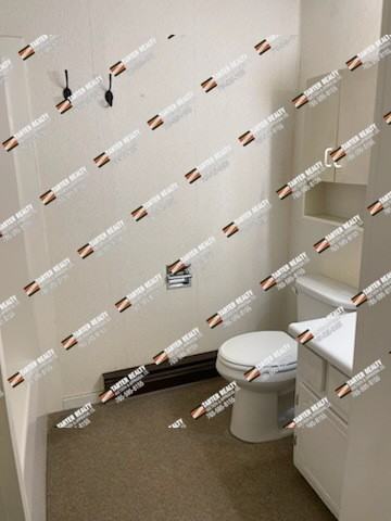 207 1/2 N Columbia St #1 - Photo 5 of 8