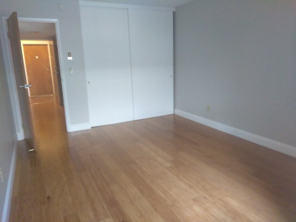 372 Euclid AvenueUnit 103 #103 - Photo 7 of 8