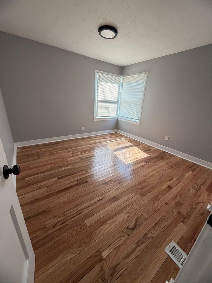 134 Rock Creek Rd #1 - Photo 5 of 8