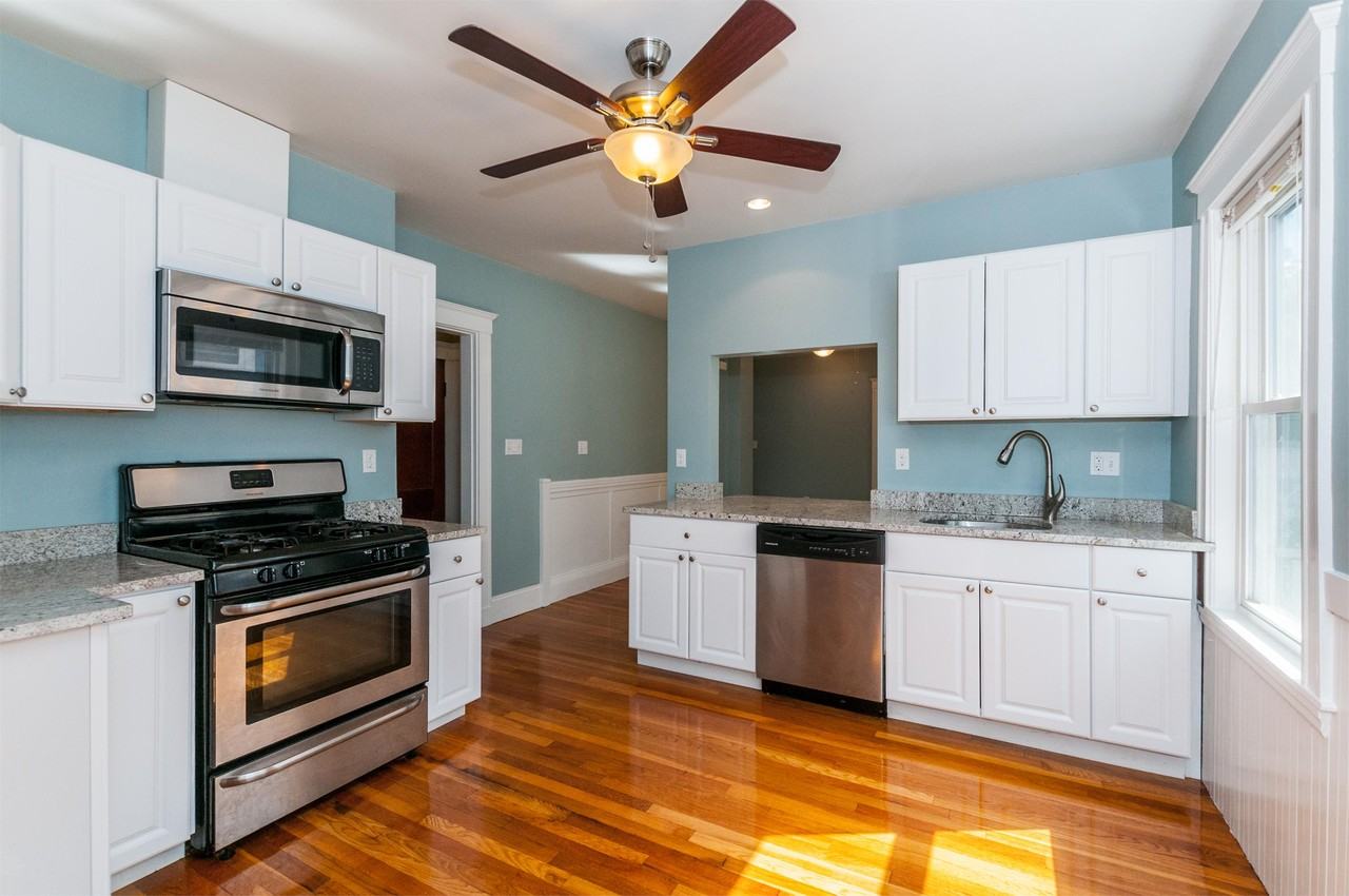 19 Saint Peter St #3 - Photo 2 of 20