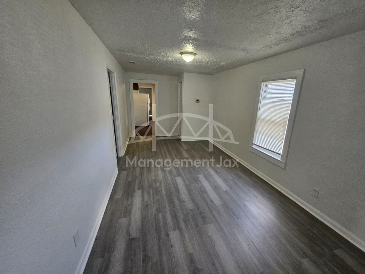 2210 Pullman Ave #1 - Photo 4 of 13