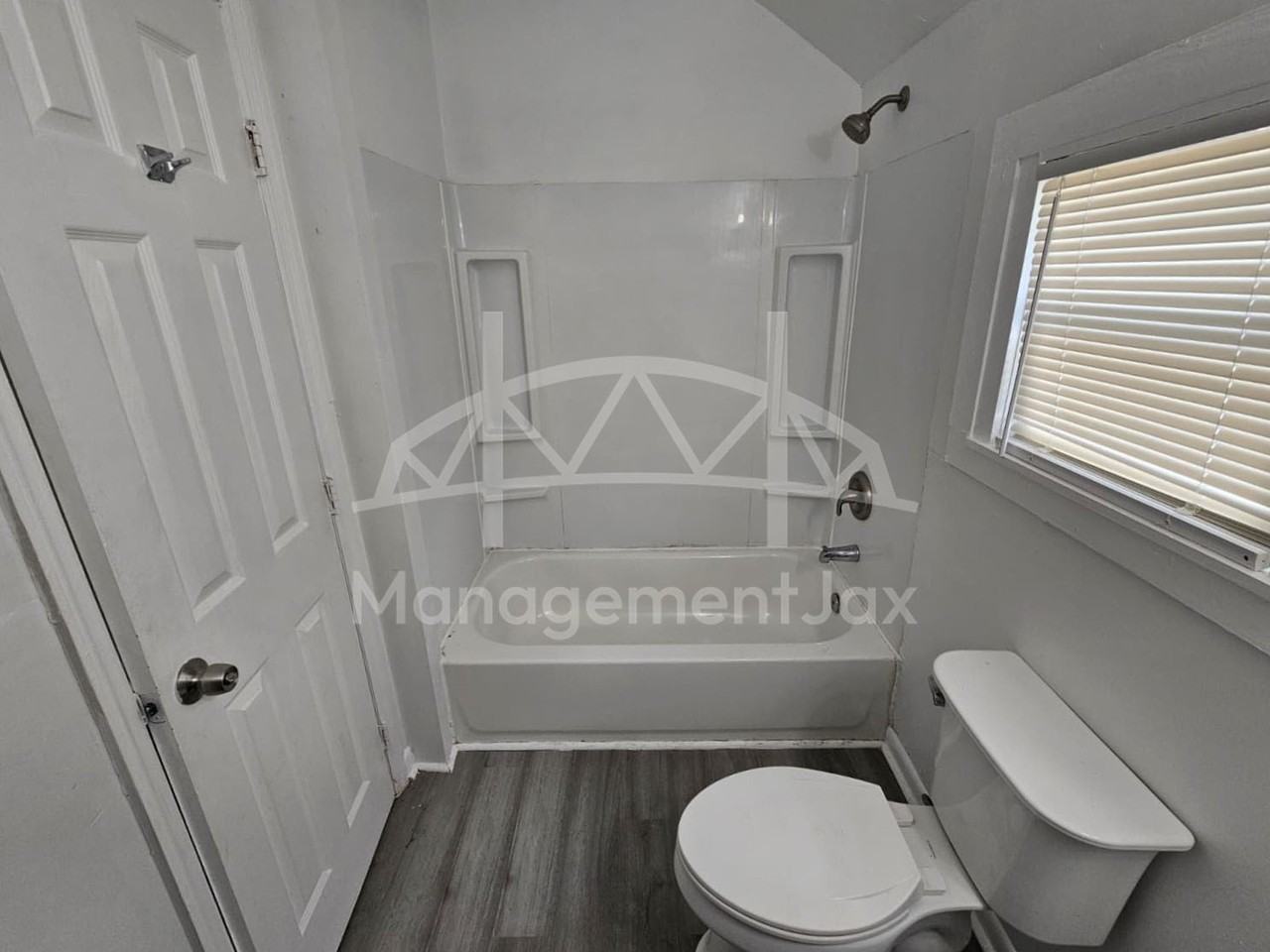 2210 Pullman Ave #1 - Photo 7 of 13