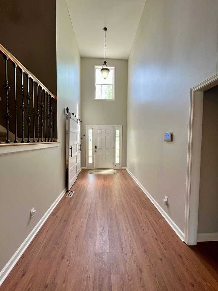 3156 Twelve Oaks Blvd - Photo 4 of 27