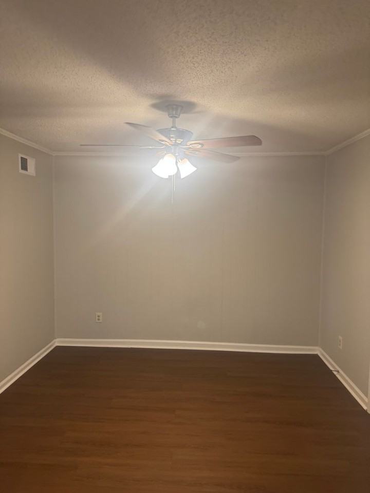 4168 Cochese Rd - Photo 4 of 9