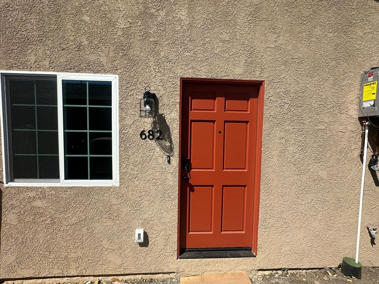 682 N Cambridge St - Photo 2 of 15