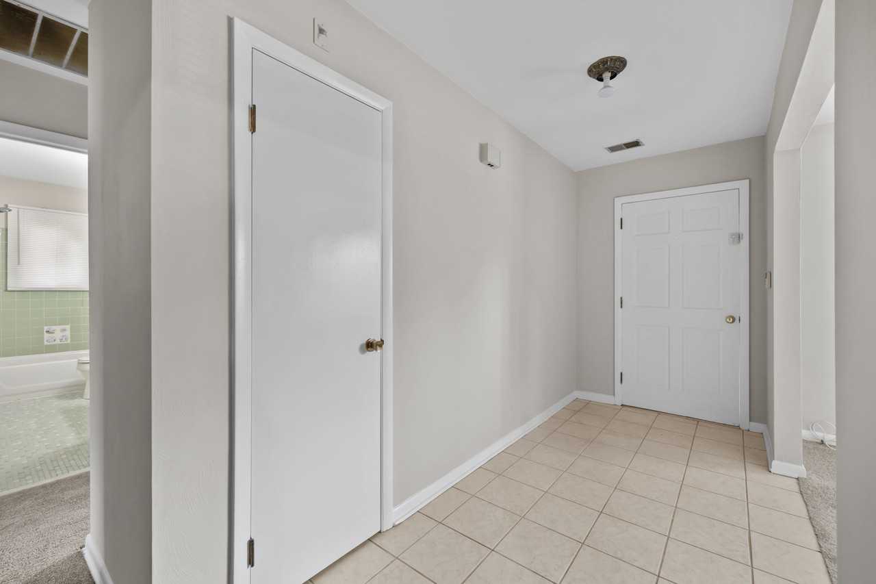 5667 Heathwood Ct #1 - Photo 3 of 35