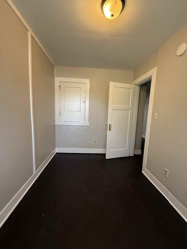 1101 Phillips Ave #1101 - Photo 7 of 19