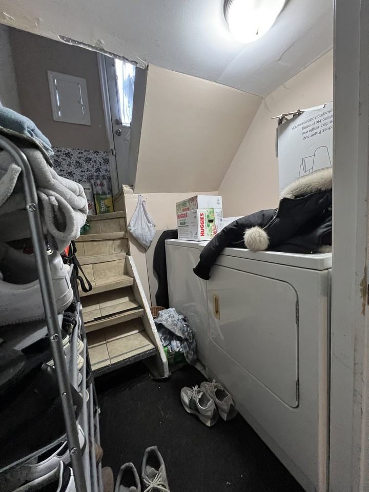 89 Cleta Dr #2 - Photo 2 of 15