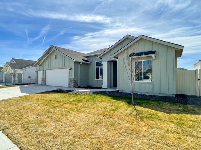 629 W Snowy Owl St #1 - Photo 2 of 32