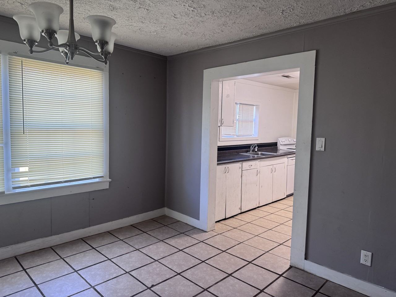 1750 Yarbrough StreetMontgomery #25 - Photo 4 of 18