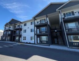 featured image of 15922 E Valleyway Ave