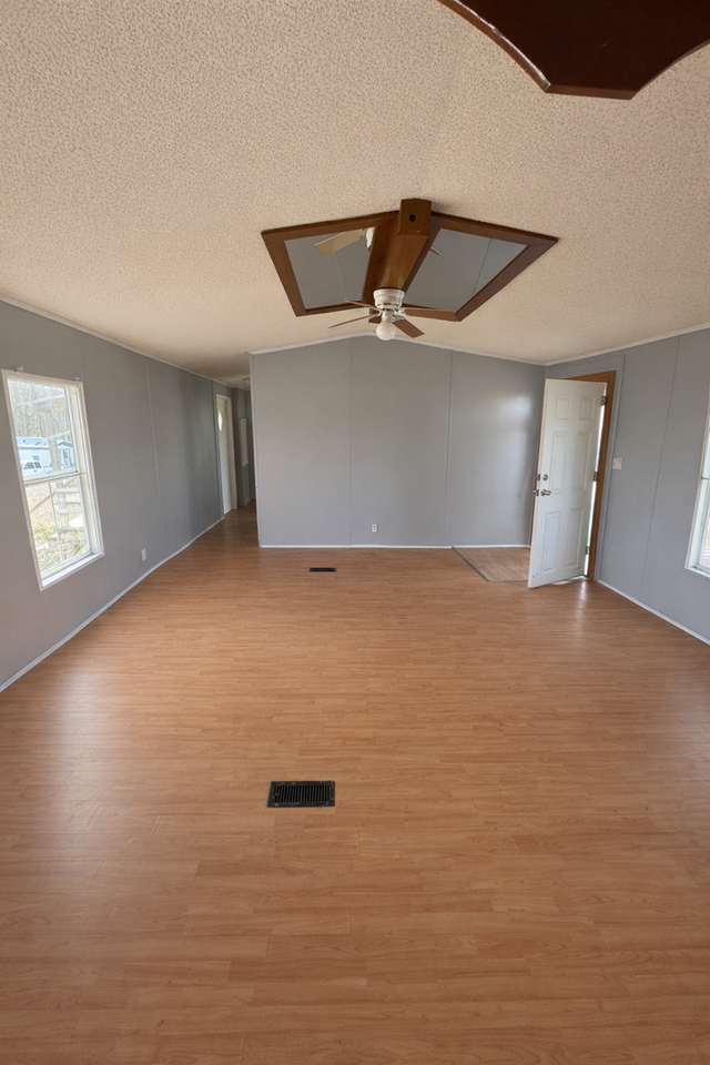 125 Old Red Rd - Photo 4 of 23
