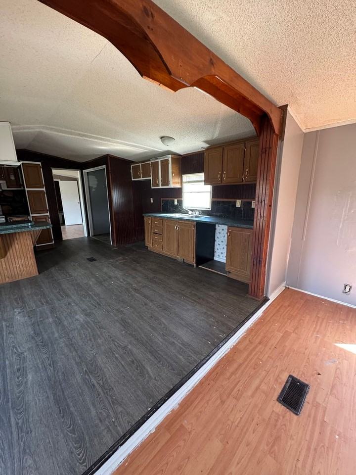 125 Old Red Rd - Photo 6 of 23