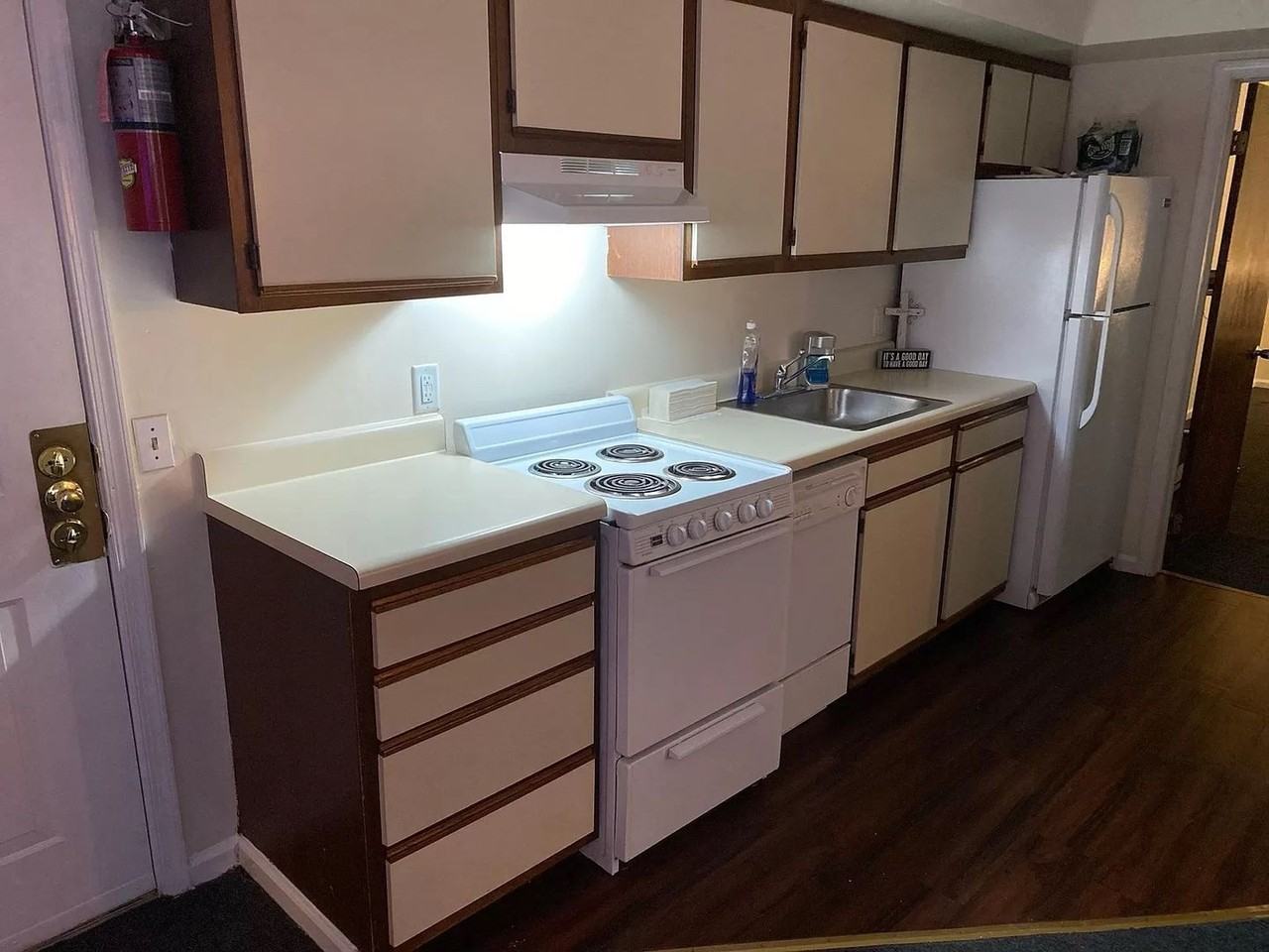 West Penn Suites - Photo 4 of 9