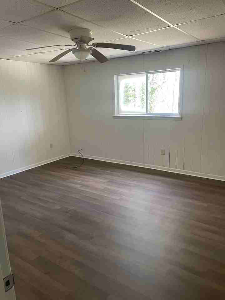 18030 Us Highway 31 #18030APT4 - Photo 3 of 11