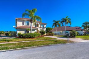 featured image of 102 Ibisca Ter #1