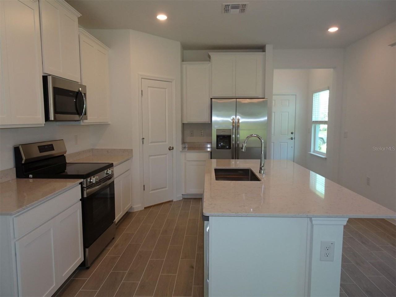 4481 Northwest 14th Loop4523 Plicata Drive4523 Plicata Drive #1 - Photo 3 of 3