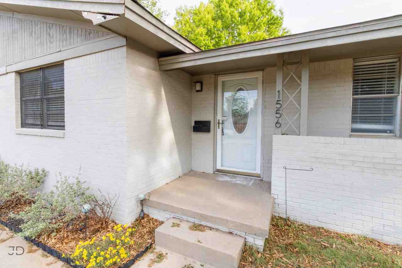 1556 Singleton Ave #1 - Photo 2 of 22