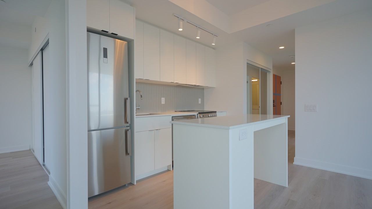 1660 Westbend Residences #911 - Photo 5 of 30