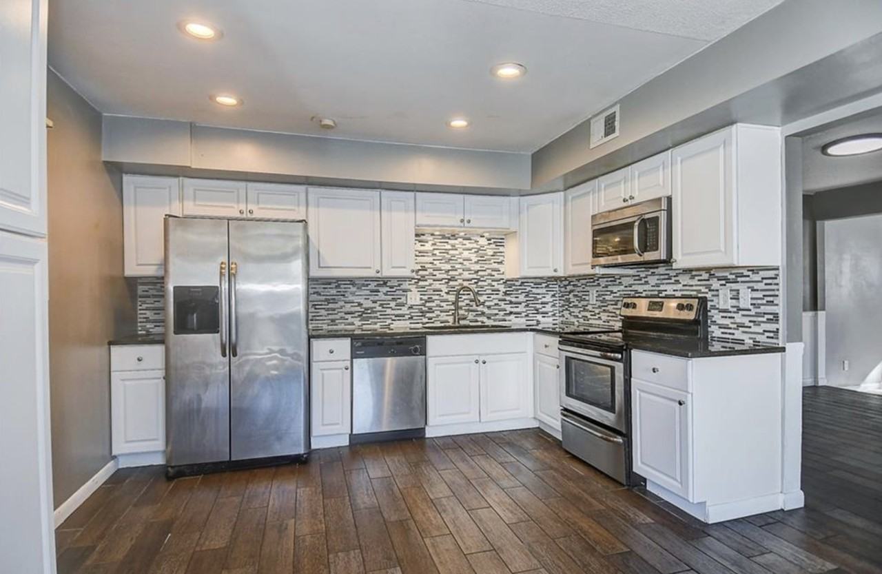 727 Alder Cir #1 - Photo 3 of 13