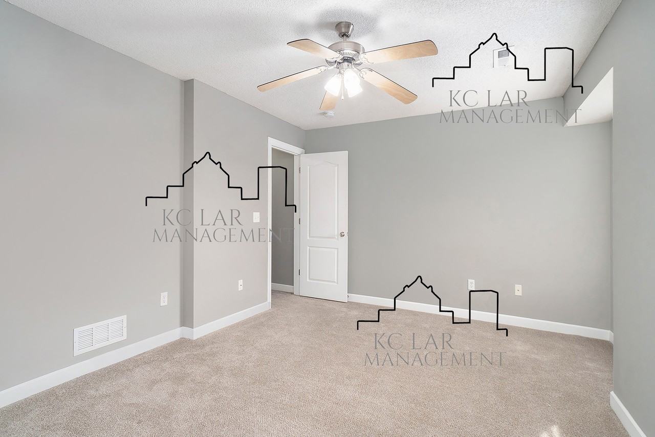 10531 E 45th Pl #10531 - Photo 5 of 10