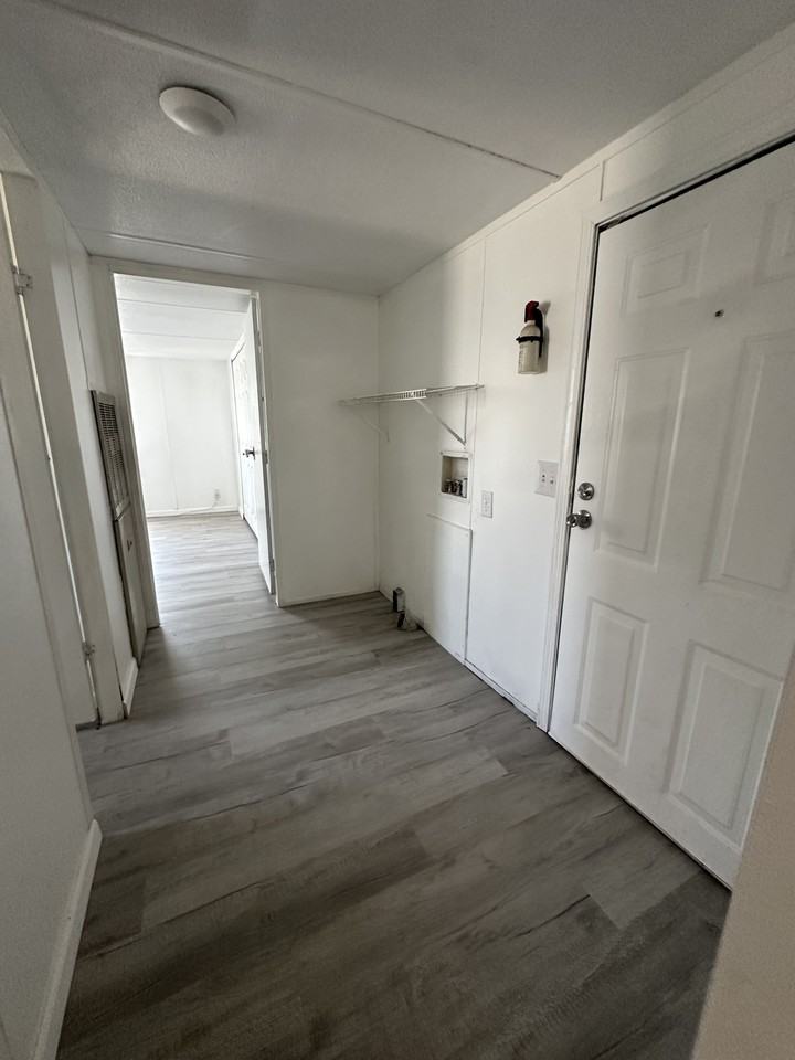 8004 Reynolda Rd #1 - Photo 4 of 14