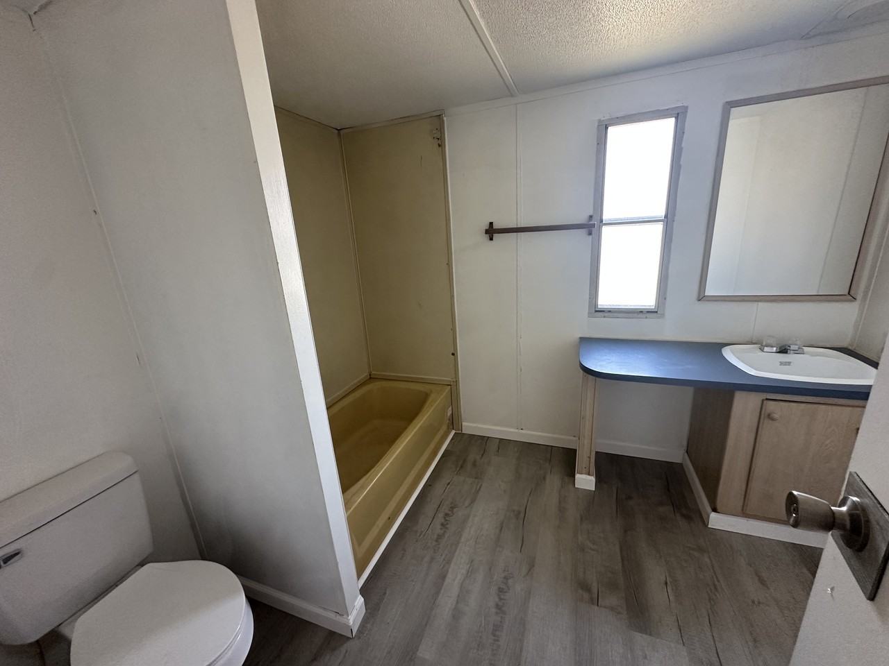 8004 Reynolda Rd #1 - Photo 5 of 14