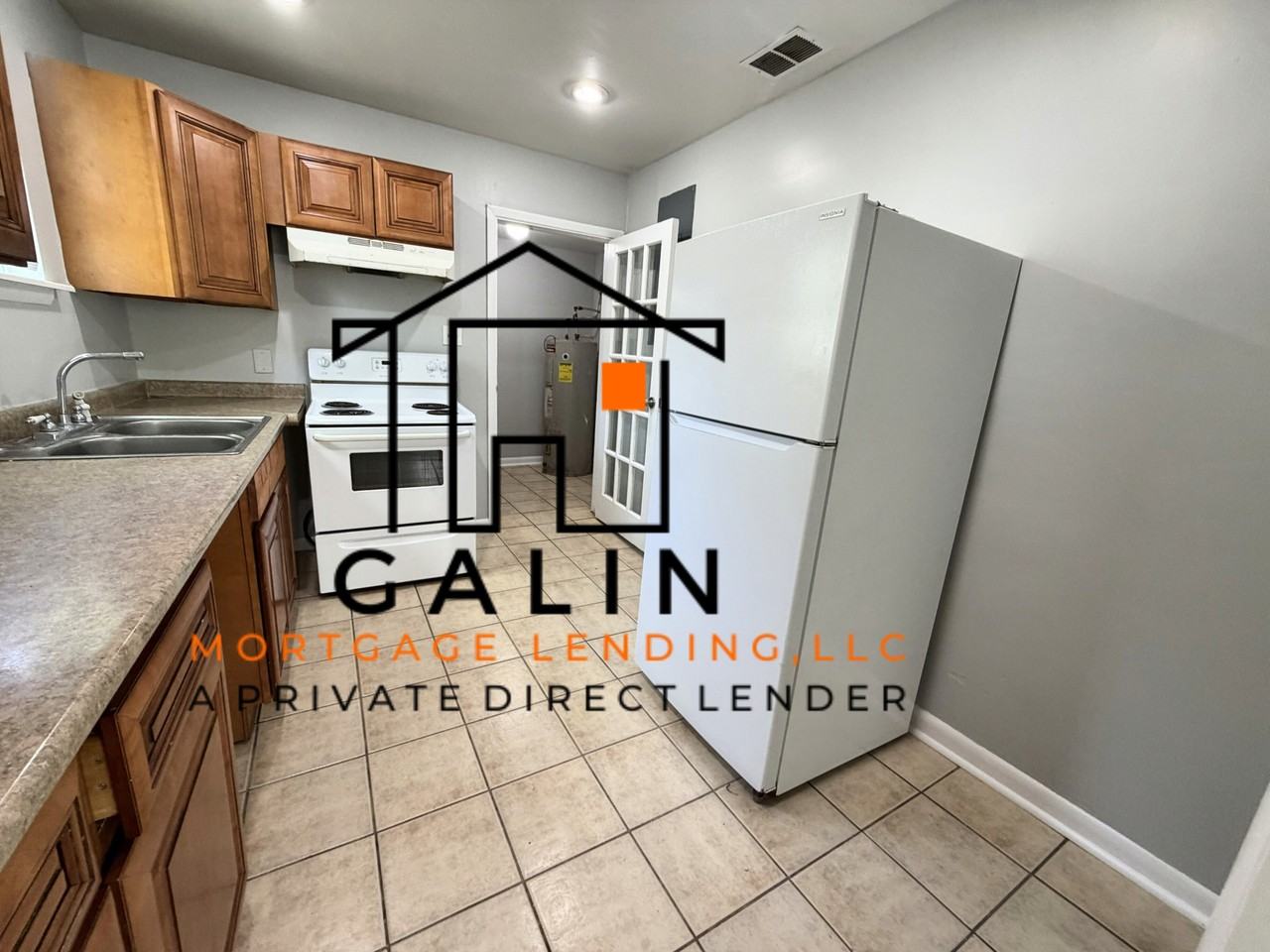 1502 E 31st St #1 - Photo 3 of 19