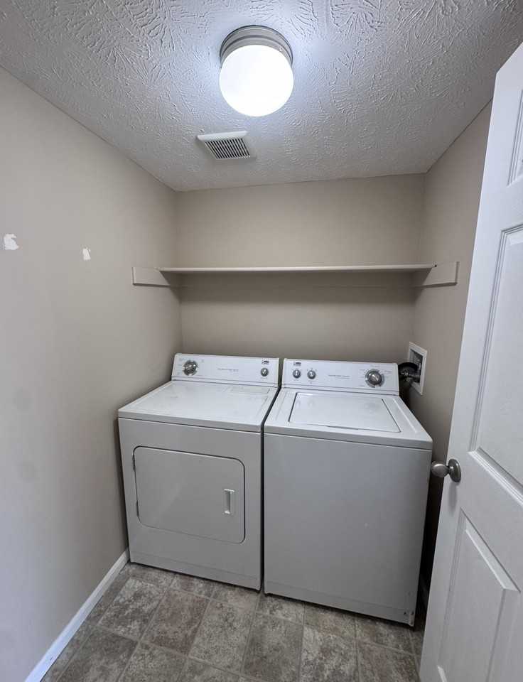 374 Colter Ave #1 - Photo 2 of 8