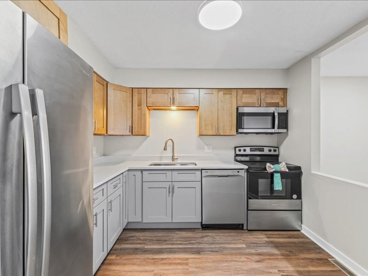 105 N Orr Dr - Photo 7 of 20