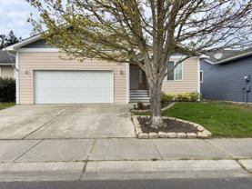 1101 Ne Big Berry Loop - Photo 1 of 1