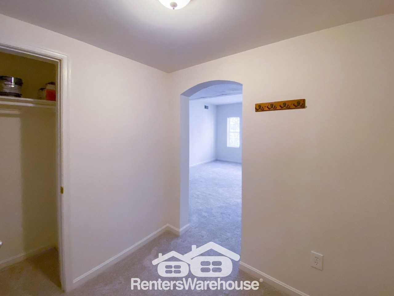 1719 N Troy St #8-399 - Photo 5 of 31