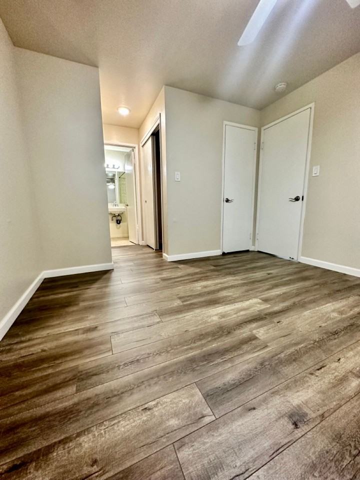 953 Lupin Ave #009 - Photo 3 of 16