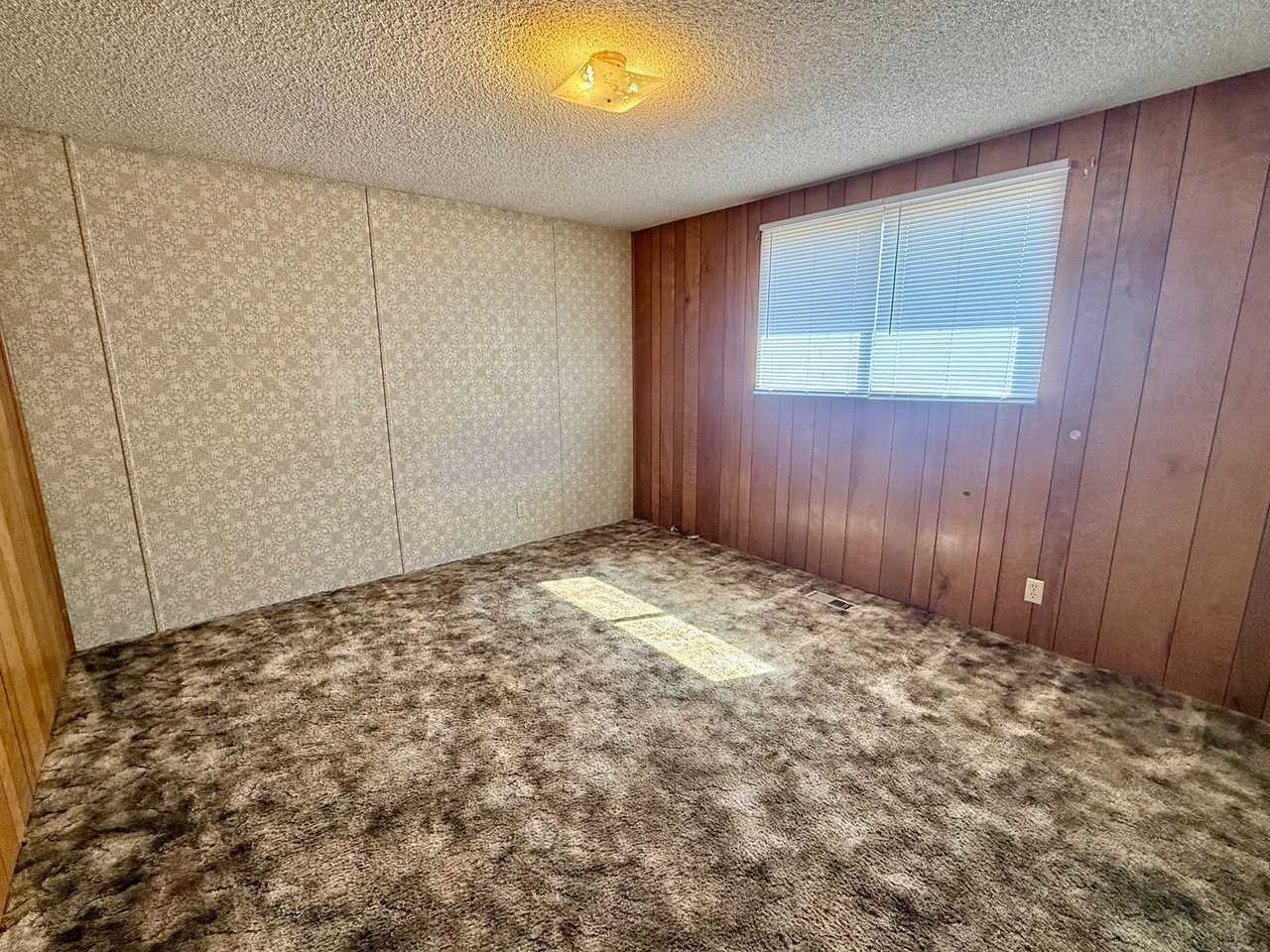 1641 S Fairdale Ave - Photo 5 of 9