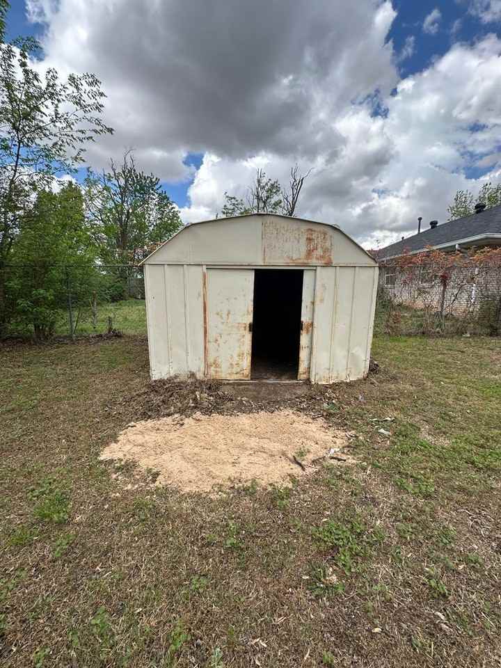 4720 Spiva Dr - Photo 6 of 33