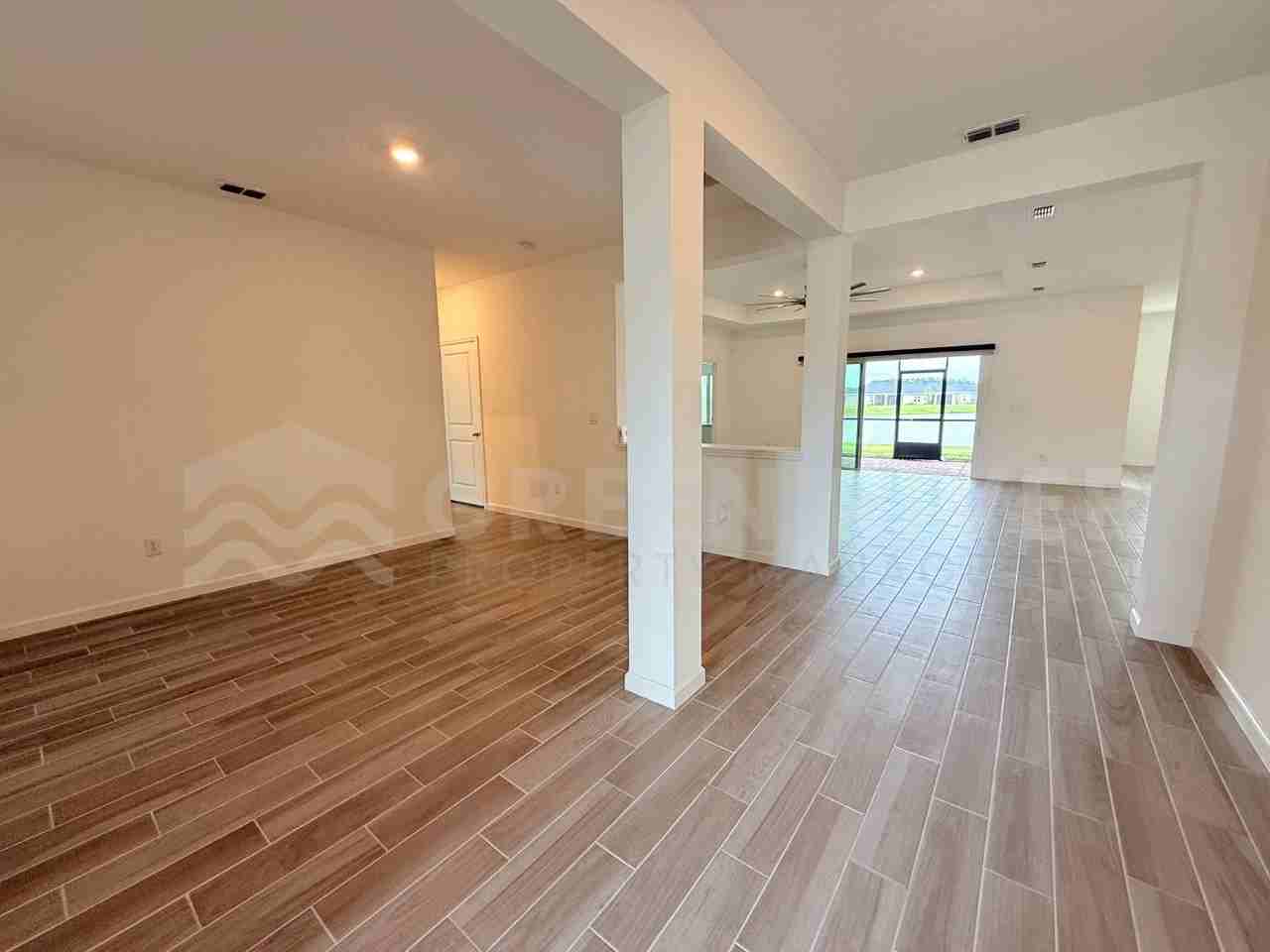 2717 White Cedar Ln - Photo 5 of 50